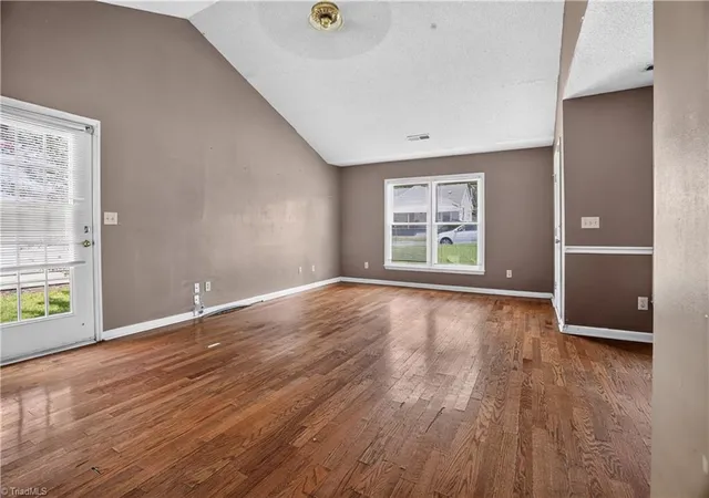 Photo 4 of Single family home for sale at 2606 Vestal St, Greensboro, NC 27406 | MLS# 1230880 | Listing updated on 2026-09-30