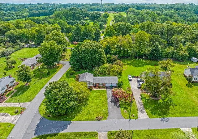 Photo 3 of Sale Pending at 101 Asheview Ct, King, NC 27021 | MLS# 1230111 | Listing updated on 2026-09-16