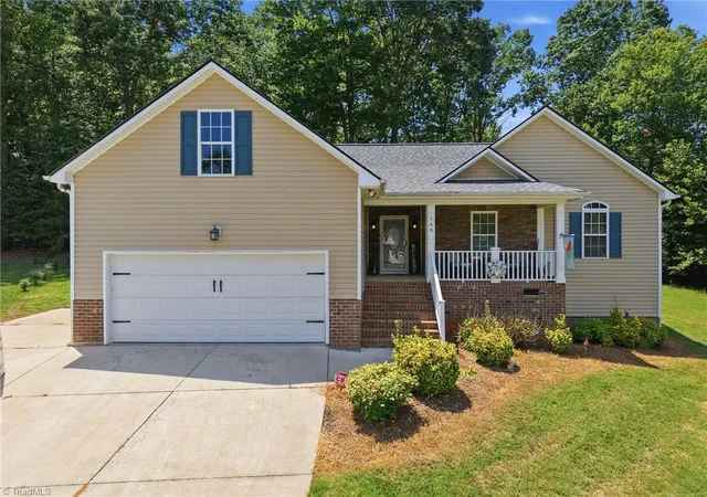 Photo 1 of Single family home for sale at 140 Laurel Ridge Ct, Reidsville, NC 27320 | MLS# 1228978 | Listing updated on 2026-09-15