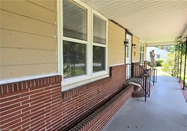 Photo 2 of Single family home for sale at 312 Culbreth Ave, Thomasville, NC 27360 | MLS# 1222669 | Listing updated on 2026-09-14