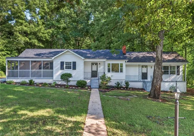 1st image of 1142 Manning St, Eden, NC 27288 | MLS# 1229253