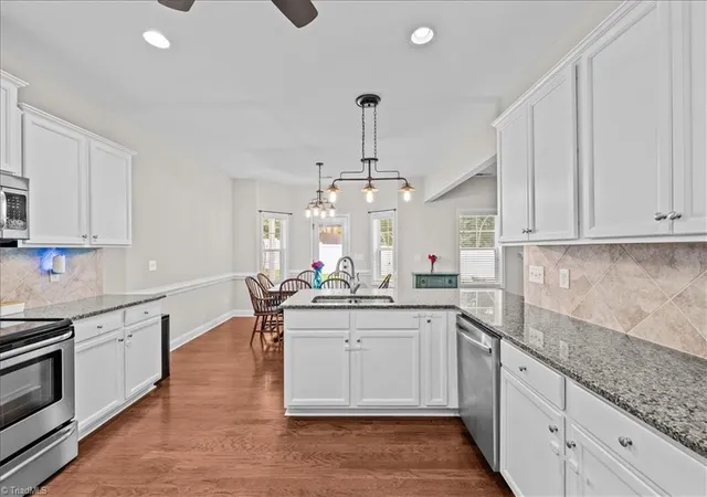 Photo 4 of Single Family Residence at 70 Spring Lake Dr, Pinehurst, NC 28374 | MLS# 1216124 |  | Sold on 2026-06-02