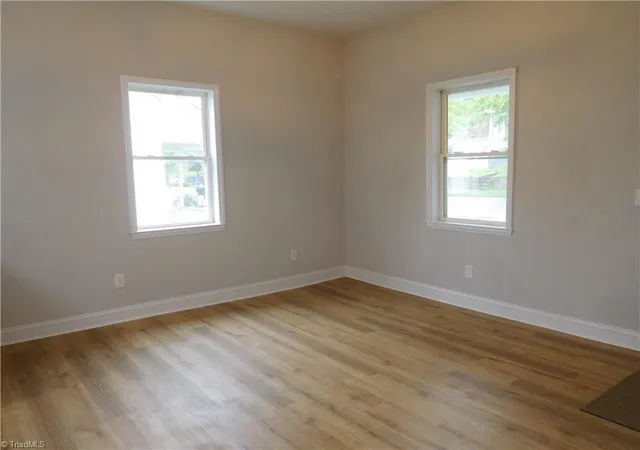 4th image of 213 E Monmouth St, Winston Salem, NC 27127 | MLS# 1218490