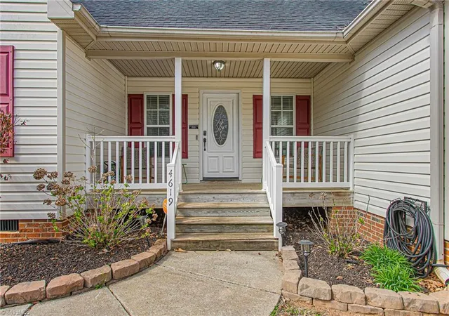 Homes for sale in Randleman, NC | 4619 Plantation Manor Dr, Randleman, NC 27317 | MLS# 1214633