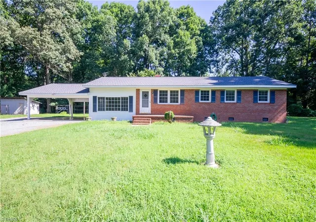 1st image of 942 Clyde Underwood Rd, Siler City, NC 27344 | MLS# 1230830