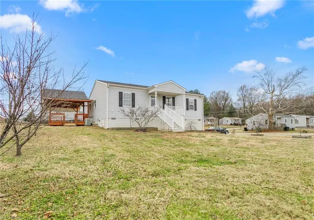 Photo 2 of Single family home for sale at 445 Key St, Burlington, NC 27217 | MLS# 1227641 | Listing updated on 2026-09-18