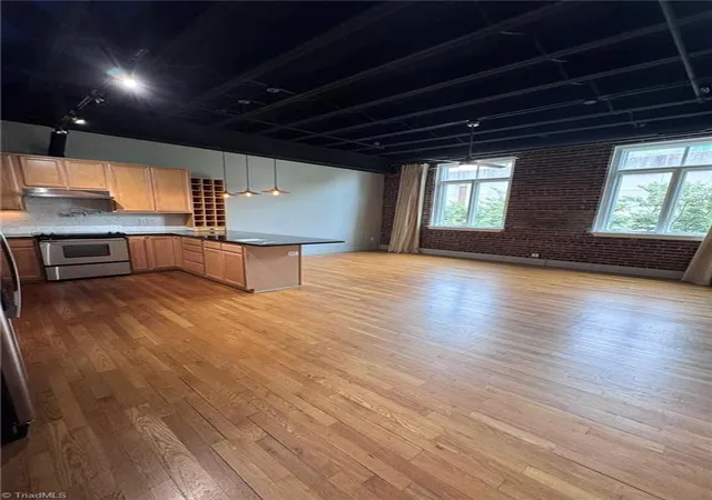 5th image of 1 W 5Th St #302, Winston Salem, NC 27101 | MLS# 1225988