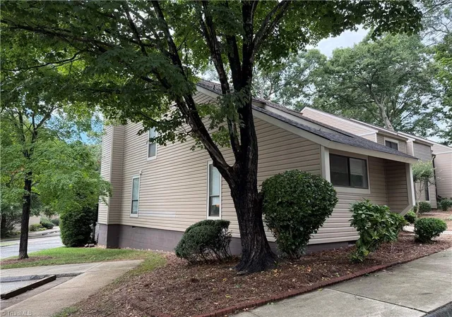Photo 2 of Sale Pending at 205 Village Ln #F, Greensboro, NC 27409 | MLS# 1225406 | Listing updated on 2026-09-15