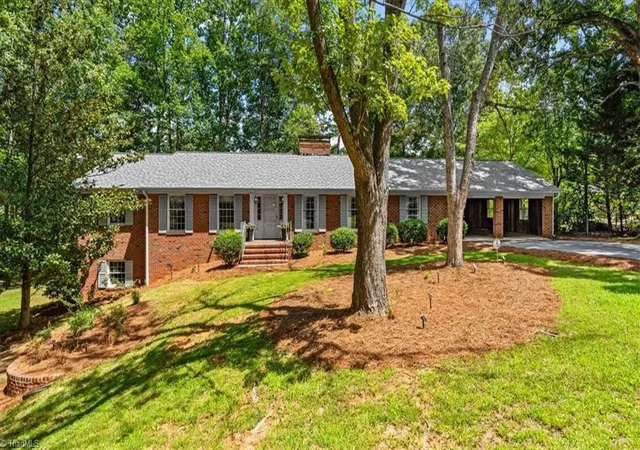 Photo 2 of Single family home for sale at 603 Shannon Rd, Asheboro, NC 27203 | MLS# 1233349 | Listing updated on 2026-09-15