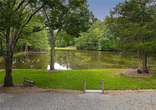 33rd image of 4184 Sunnydell Dr, Winston Salem, NC 27106 | MLS# 1231196