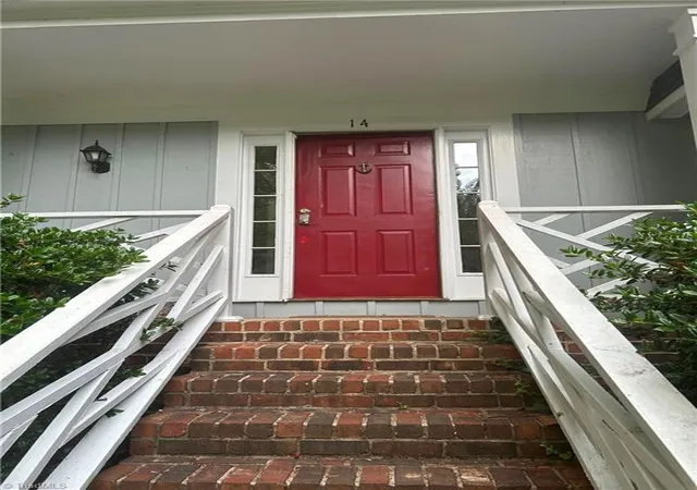 3rd image of 14 Country Woods Ct, Greensboro, NC 27410 | MLS# 1223780