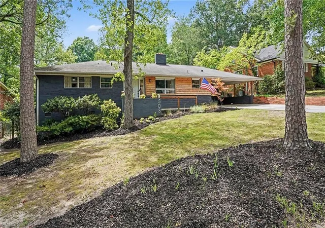 Photo 3 of Single family home for sale at 503 Florham Dr, High Point, NC 27262 | MLS# 1228811 | Listing updated on 2026-09-18