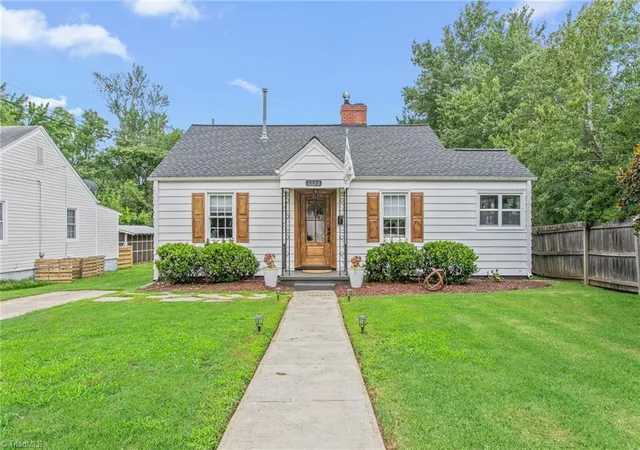 2nd image of 1333 Winstead Pl, Greensboro, NC 27408 | MLS# 1229391