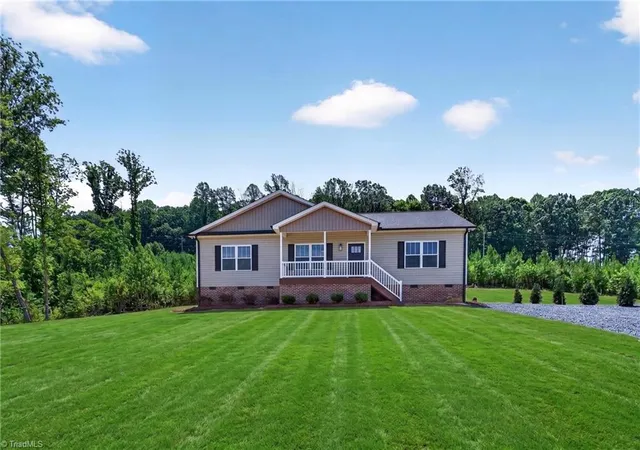 Homes for sale in Asheboro, NC | 473 Browers Chapel Rd, Asheboro, NC 27205 | MLS# 1226856