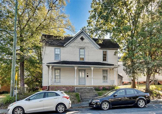 Photo 2 of Sale Pending at 507 S Cedar St, Greensboro, NC 27401 | MLS# 1198317 | Listing updated on 2026-09-03