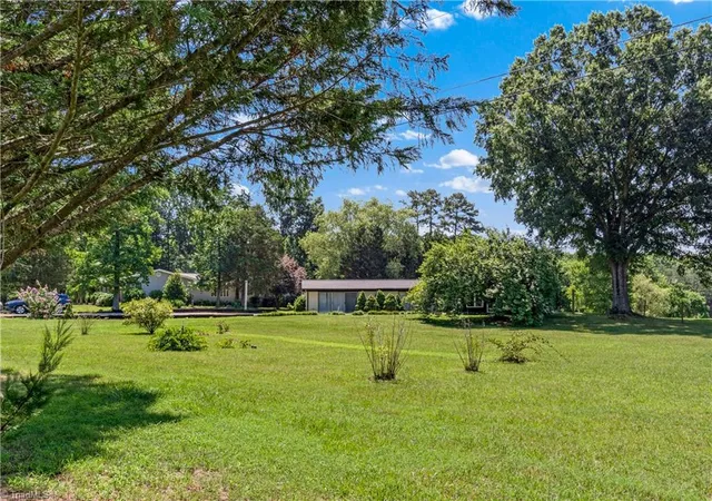 3rd image of 1456 Farmer Rd, Denton, NC 27239 | MLS# 1227826