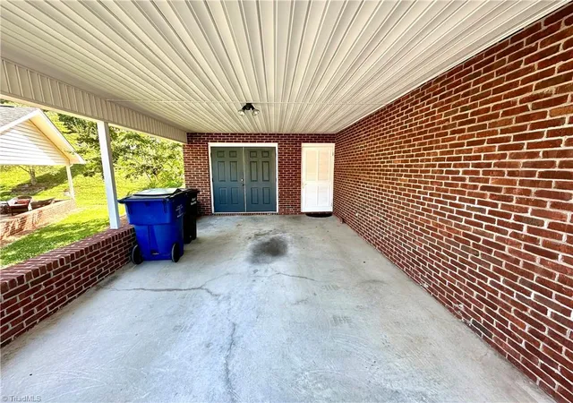 4th image of 2023 N Main St #B, Mount Airy, NC 27030 | MLS# 1226092