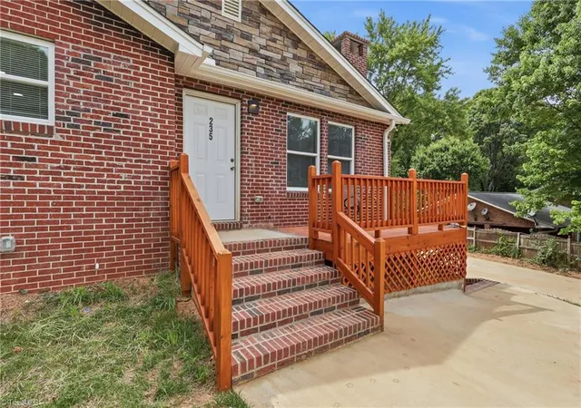 Photo 3 of Single family home for sale at 235 Quail Dr, Winston Salem, NC 27105 | MLS# 1228197 | Listing updated on 2026-10-24