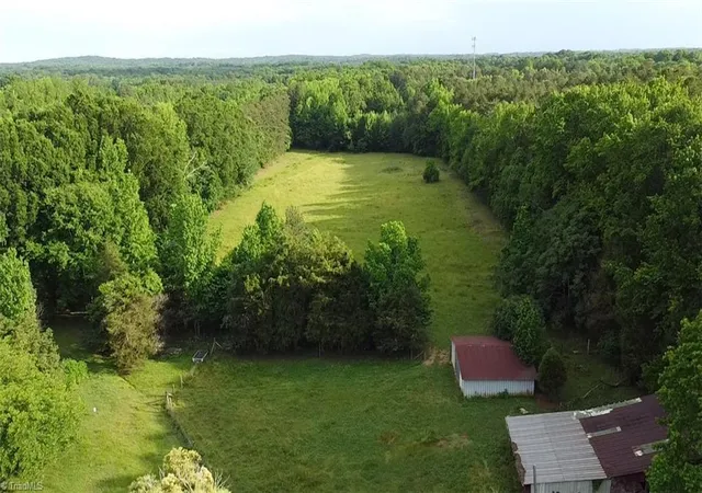 Photo 3 of Single family home for sale at 713 Eastbend Ln, Salisbury, NC 28146 | MLS# 1223217 | Listing updated on 2026-07-14