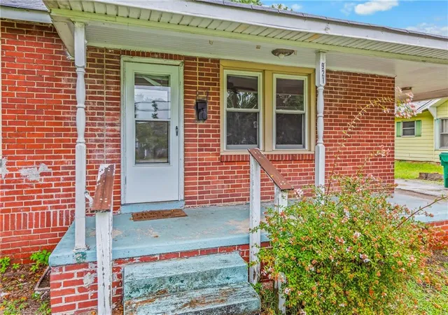 Photo 4 of Single family home for sale at 921 Gordon St, High Point, NC 27260 | MLS# 1233919 | Listing updated on 2026-08-28