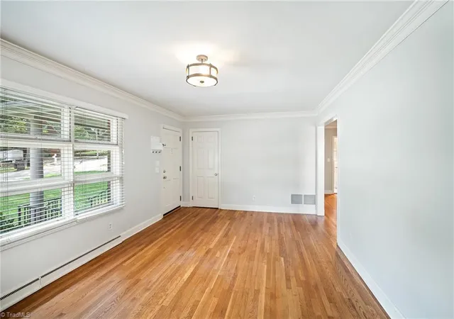 3rd image of 604 Sunset Dr, High Point, NC 27262 | MLS# 1226381