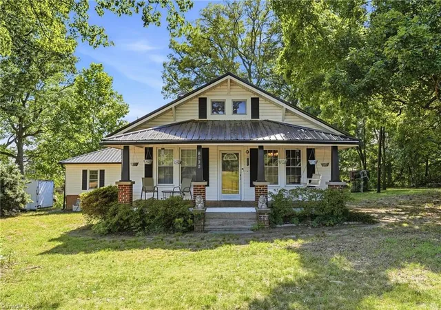 Photo 2 of Single family home for sale at 8030 Belews Crk Rd, Belews Creek, NC 27009 | MLS# 1224302 | Listing updated on 2026-09-05