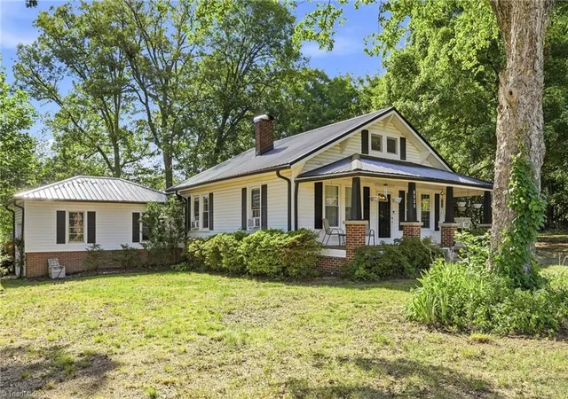 Photo 3 of Single family home for sale at 8030 Belews Crk Rd, Belews Creek, NC 27009 | MLS# 1224302 | Listing updated on 2026-09-05