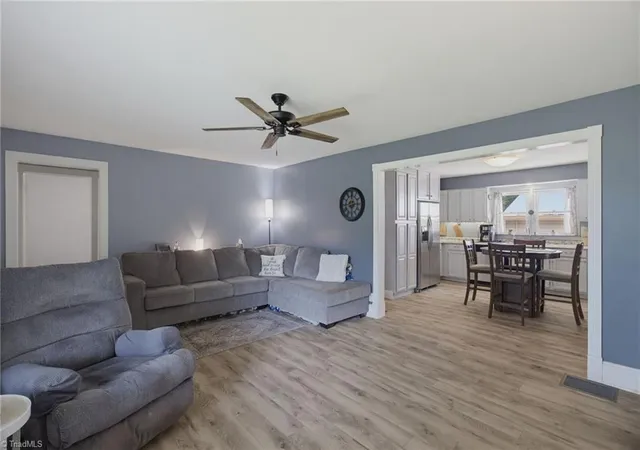 4th image of 2921 Bittersweet Rd, Winston Salem, NC 27106 | MLS# 1225243