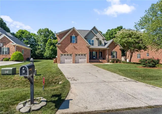 Homes for sale in Clemmons, NC | 192 Loganberry Ct, Clemmons, NC 27012 | MLS# 1223201