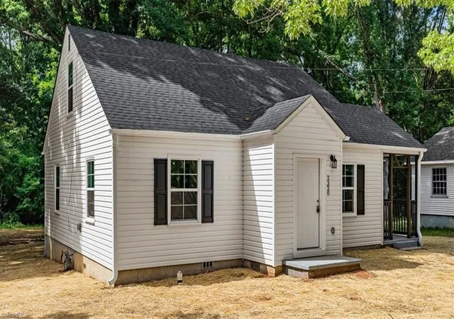 Homes for sale in Reidsville, NC | 2320 S Scales St, Reidsville, NC 27320 | MLS# 1225233