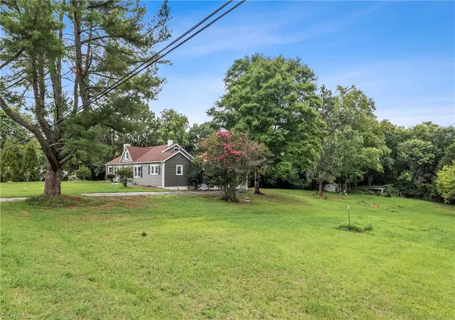 Photo 2 of Single family home for sale at 156 Payne Rd, Thomasville, NC 27360 | MLS# 1230103 | Listing updated on 2026-09-06