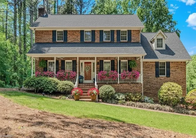 1st image of 500 Knob View Dr, Winston Salem, NC 27104 | MLS# 1232862