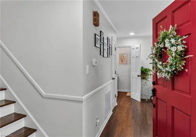 2nd image of 500 Knob View Dr, Winston Salem, NC 27104 | MLS# 1232862