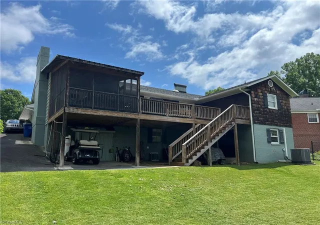 3rd image of 1529 Five Oaks Trl, Mount Airy, NC 27030 | MLS# 1225337