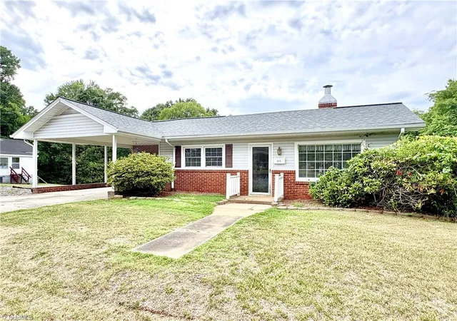 Homes for sale in Eden, NC | 215 Clifton St, Eden, NC 27288 | MLS# 1224658