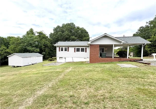 Homes for sale in Eden, NC | 215 Clifton St, Eden, NC 27288 | MLS# 1224658