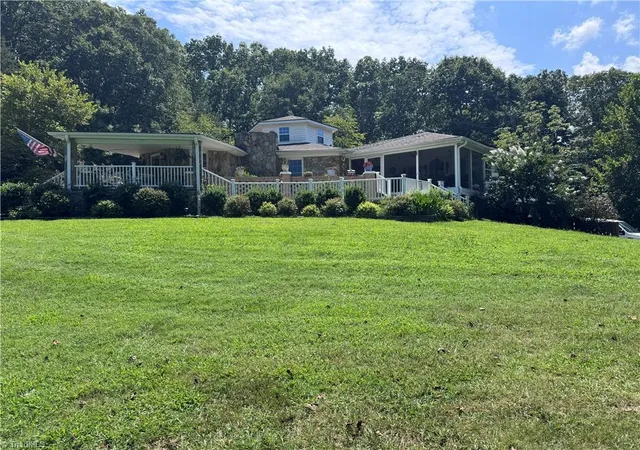 2nd image of 1332 Bethesda Rd, Lexington, NC 27295 | MLS# 1232949