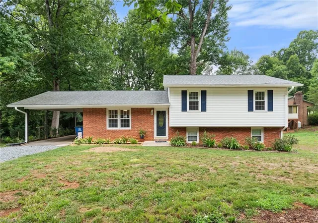 1st image of 112 Kingwood Rd, Reidsville, NC 27320 | MLS# 1228920