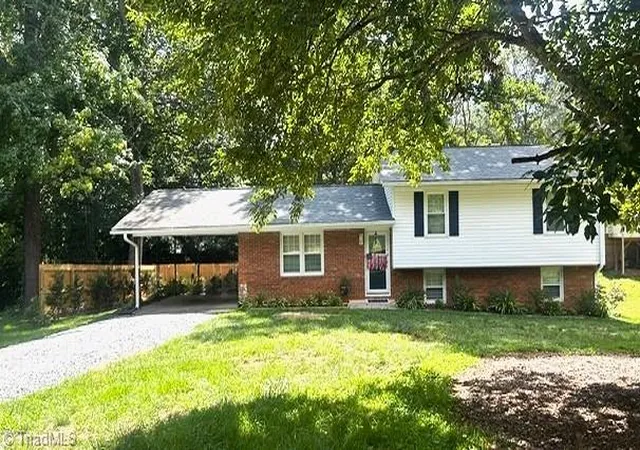 2nd image of 112 Kingwood Rd, Reidsville, NC 27320 | MLS# 1228920
