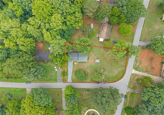 32nd image of 112 Kingwood Rd, Reidsville, NC 27320 | MLS# 1228920