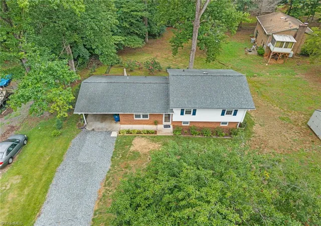 5th image of 112 Kingwood Rd, Reidsville, NC 27320 | MLS# 1228920