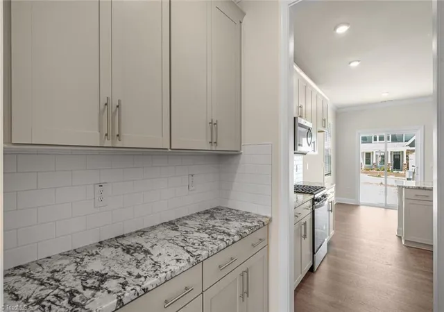 5th image of 100 Harbor Hill Blvd, Jamestown, NC 27282 | MLS# 1225393