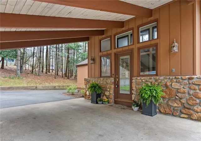 Homes for sale in Glade Valley, NC | 971 Ridge Rd, Glade Valley, NC 28627 | MLS# 1216901
