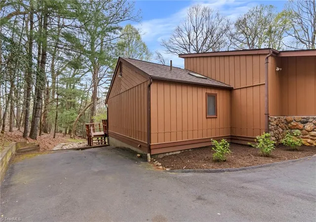 Homes for sale in Glade Valley, NC | 971 Ridge Rd, Glade Valley, NC 28627 | MLS# 1216901