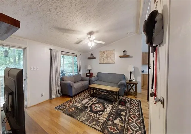 Photo 4 of Sale Pending at 5164 Yukon Rd, Walkertown, NC 27051 | MLS# 1230415 | Listing updated on 2026-08-29