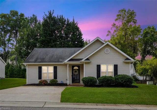 1st image of 158 Westmont Dr, Winston Salem, NC 27104 | MLS# 1218945