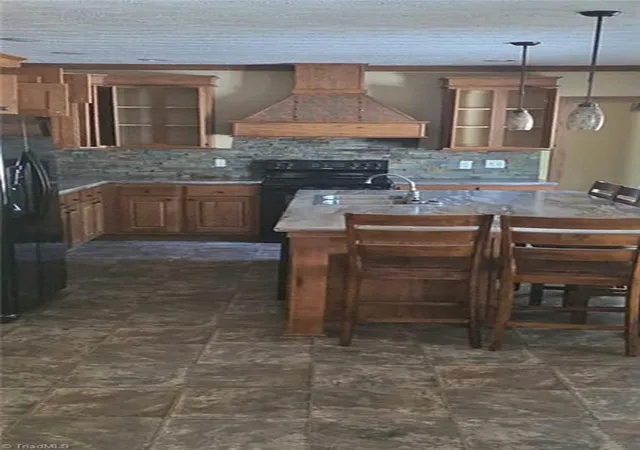 4th image of 526 Jimmy Creek Rd, Thomasville, NC 27360 | MLS# 1217525