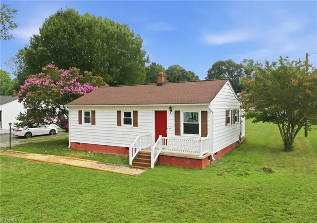Homes for sale in Gibsonville, NC | 225 Circle Dr, Gibsonville, NC 27249 | MLS# 1226820