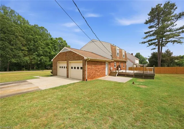 Homes for sale in Graham, NC | 1003 Camelot Ln, Graham, NC 27253 | MLS# 1223683