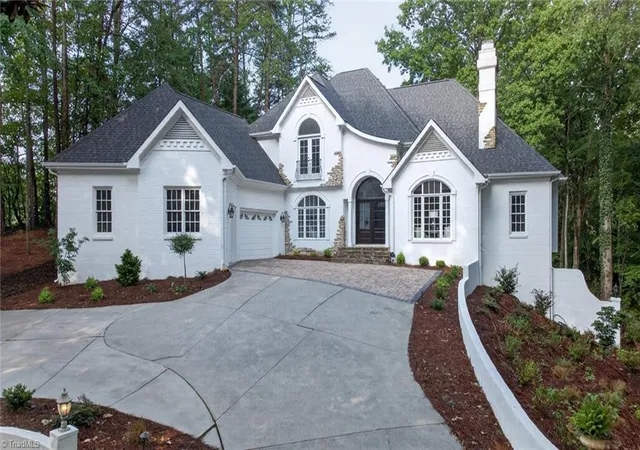 Photo 3 of Sale Pending at 605 Oak Valley Blvd, Advance, NC 27006 | MLS# 1229904 | Listing updated on 2026-08-27